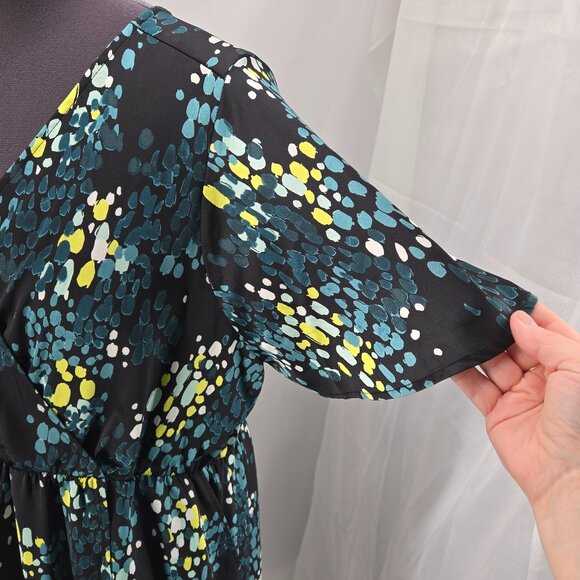 718-6 Torrid Bubble Charm Flutter sleeve Black & Green midi Dress Size 2 18/20 - Picture 5 of 14